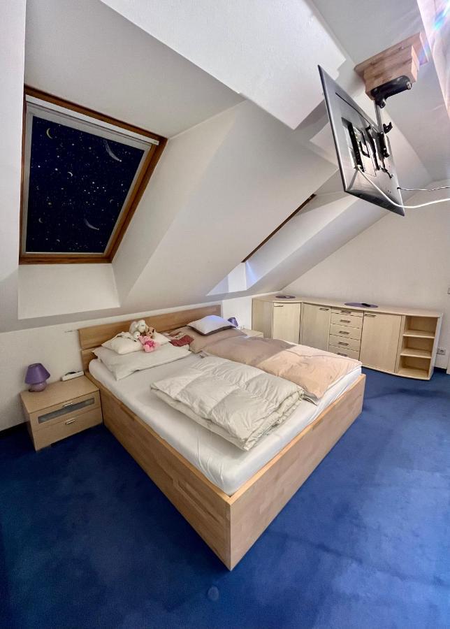 Apartamento Atemberaubendes Loft Mit Pool Viena Exterior foto